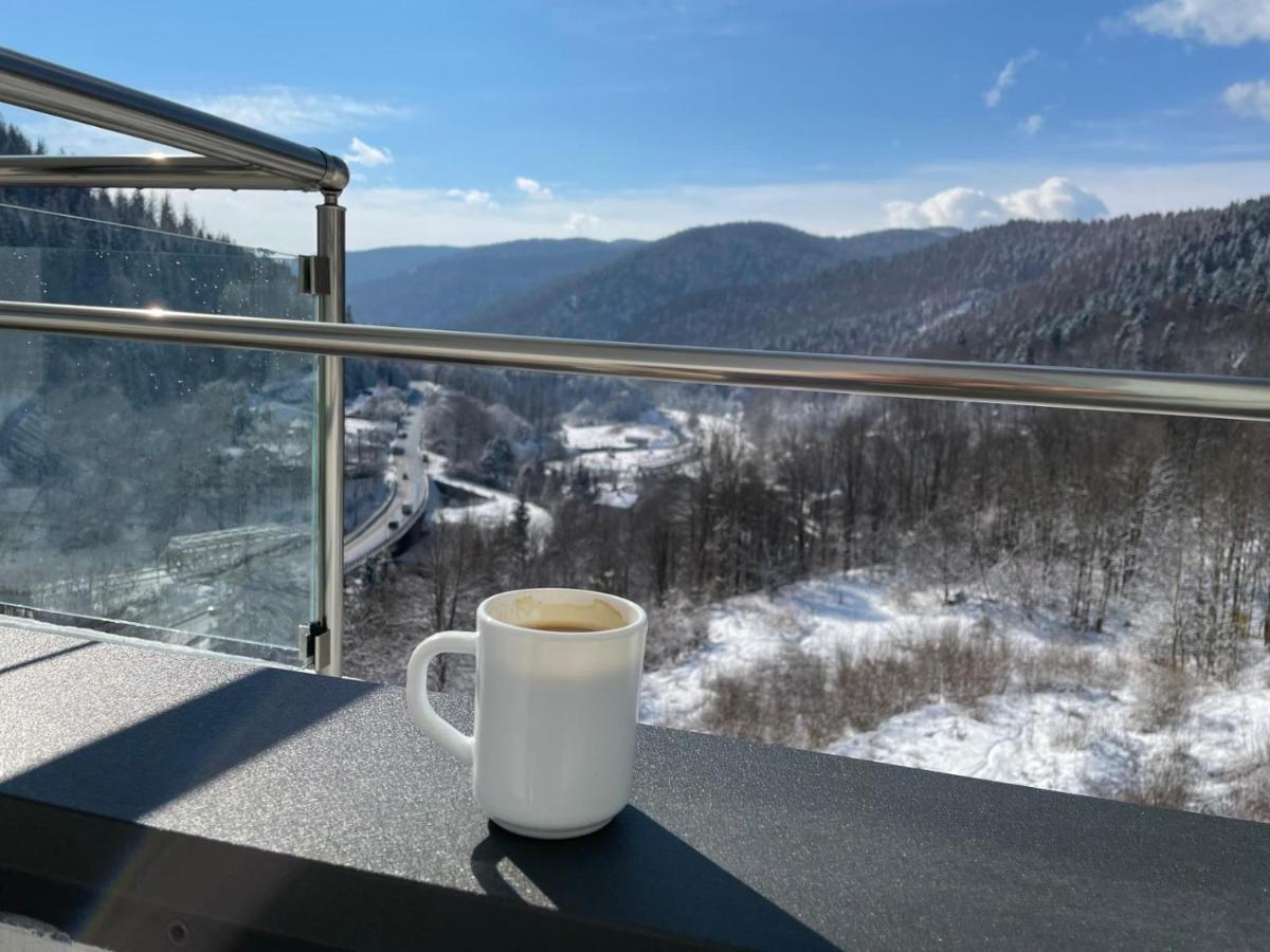 Romantic Jacuzzi Chic Apartment Sinaia Luaran gambar